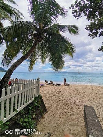 Praia Beau Vallon